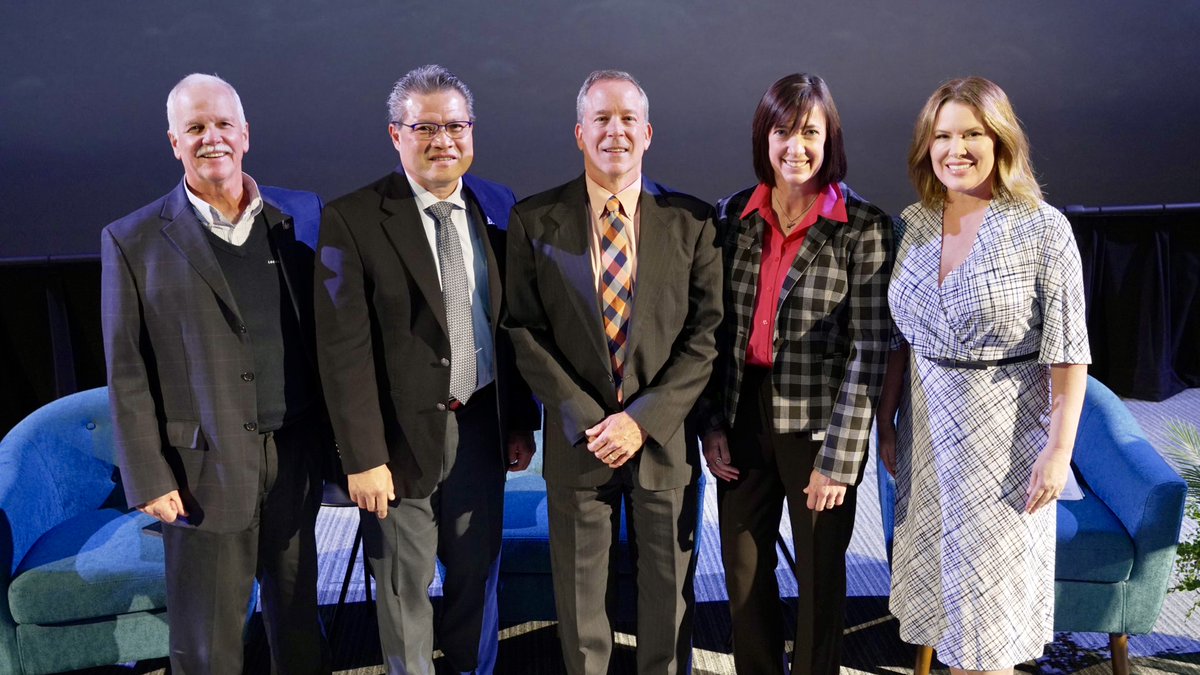 alliantgroup's tweet photo. This week, @SpaceCenterHou hosted their annual #Moon2Mars Business Conference and our Senior Director of Strategic Communications and Philanthropy @CaseyCurryHOU served as moderator for a variety of panel discussions focused on different aspects of the #aerospace industry. https://t.co/HVh5z7F2uq