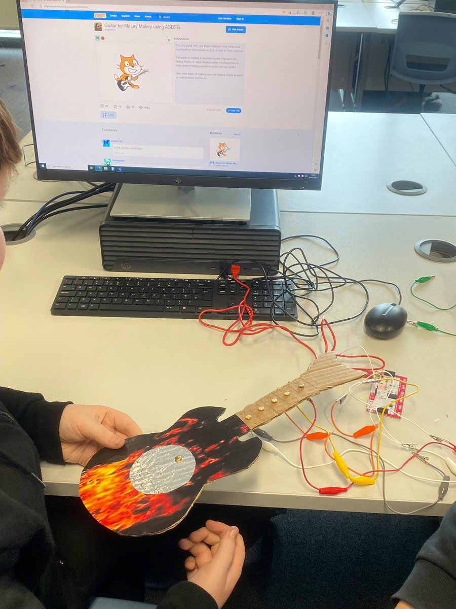 BerthaParkBC's tweet image. GUITAR HERO 🎸 with @makeymakey - some brilliant S2 guitar creations linked up to Makey Makey to play our @scratch coded ‘Guitar Hero’ 🤩 @CompSciScot @BerthaParkHigh #sl #physicalcomputing