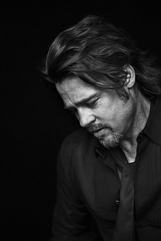 OneBradPittADay's tweet photo. #BradPitt https://t.co/EQyLrKkHso