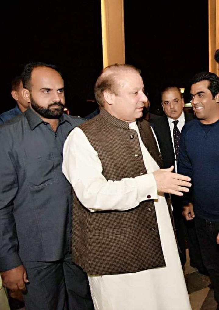 انشاءاللہ آپ کا بھائی آج سے ان سب کے آکاؤنٹ پروموٹ کرے گا جو میاں نواز شریف کے بیانیے کے ساتھ ڈٹ کر کھڑے ہیں 
#حق_سچ_کی_آواز_میاں_نواز