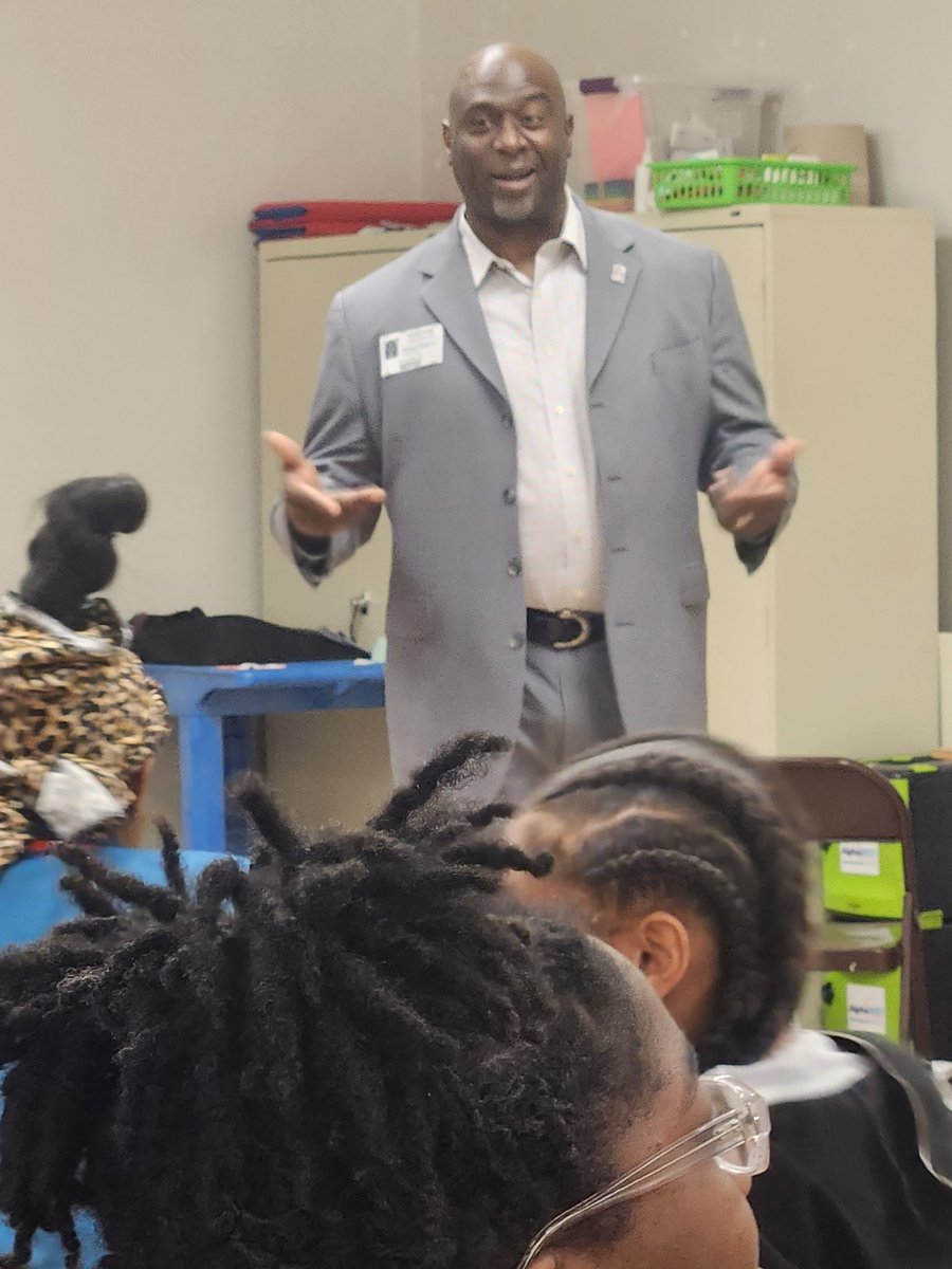 Tracy McKinnes-Carter, EdD tweet media