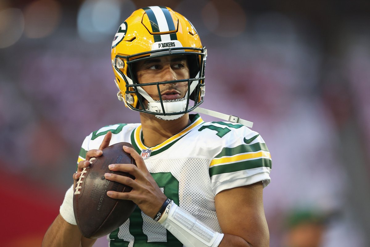 NFLonCBS's tweet photo. Highest Pass Rating last season
(min. 20 attempts)

Jordan Love                112.2
Brock Purdy                107.3
Tua Tagovailoa          105.5
Patrick Mahomes     105.2 https://t.co/CEitGKtWJg