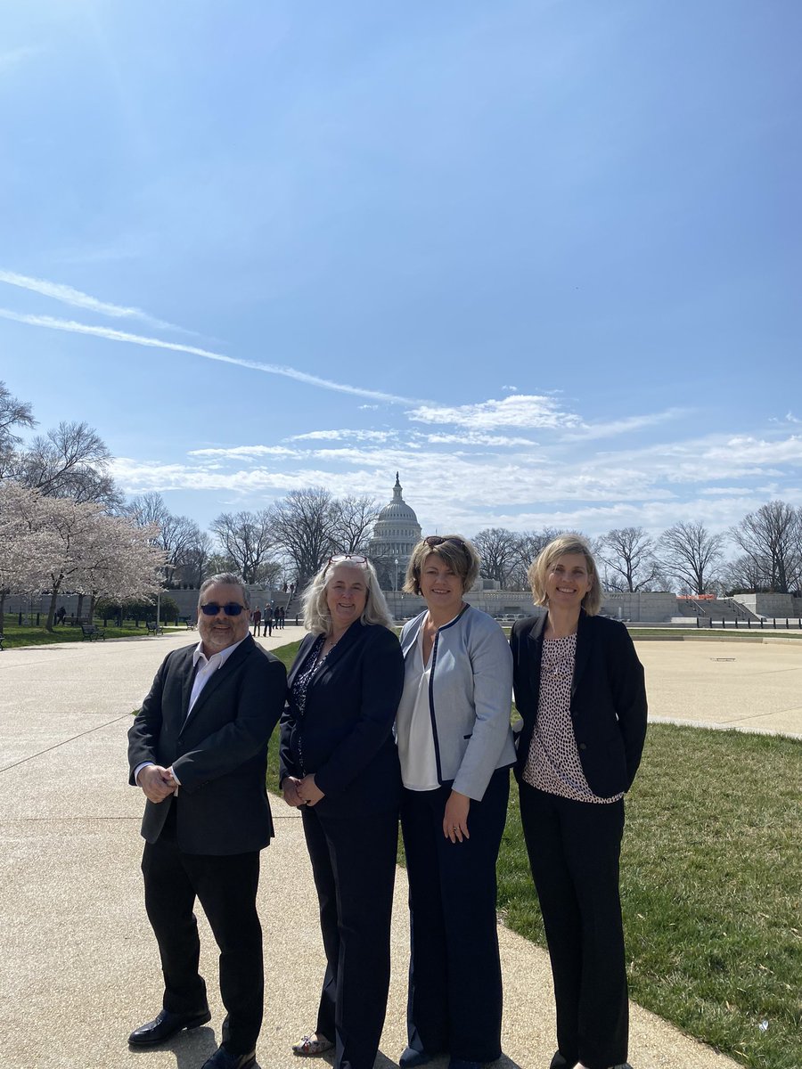 Capitol Hill visits with Senate staffers this morning sharing the importance of #foundationalresearch with fabulous colleagues from #AIRI organizations. @ScienceStowers @fredhutch @jacksonlab @MDIBL