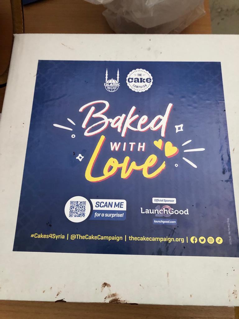 Thanks so much Mubeen and Sadiq, volunteers for <a href="/IslamicReliefUK/">Islamic Relief UK</a>, who brought this amazing cake to me in Putney today from <a href="/thecakecampaign/">#Cakes4Syria</a>. They are delivering cakes throughout Ramadan to fundraise for Syria. Order yours for family, friends and neighbours! #Cakes4Syria