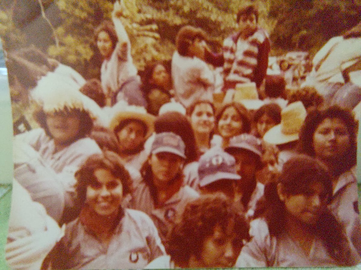 ABRO HILO 🧵
#FSLNPuñoEnAlto43

📸Brigadistas Alfabetizadores nos comparten sus archivos fotográficos de su participación en la Gran Cruzada Nacional de Alfabetización. ✏️📖🇳🇮❤️🖤