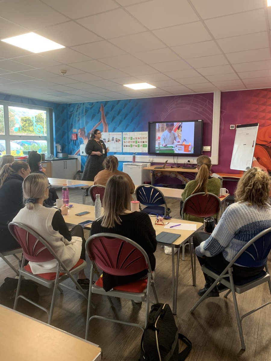 Such an inspiring afternoon deepening our understanding of following children’s interest! Thank you <a href="/LlewellaEEx/">Llewella Ivins</a> <a href="/EarlyExcellence/">Early Excellence</a>