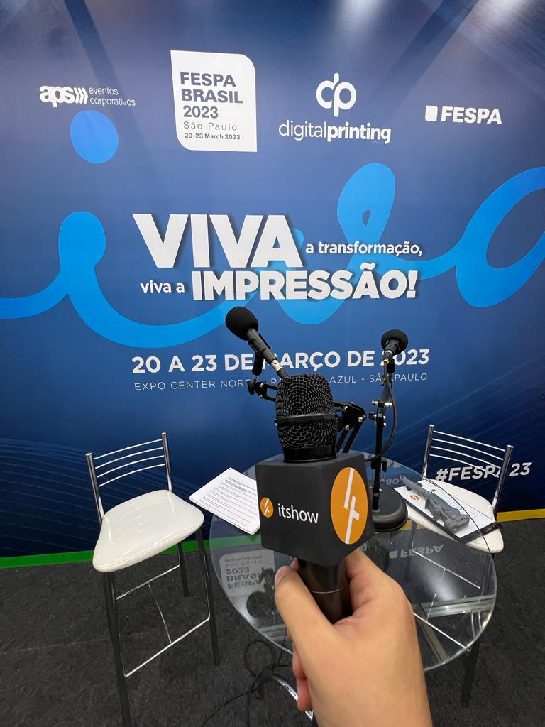 portalitshow's tweet photo. Viva a transformação e viva a impressão! 🎉 O evento FESPA Brasil 2023 está rolando hoje no Expo Center Norte e o ITShow está presente para conferir as novidades do setor. Não fique de fora, acompanhe tudo em nossas redes sociais! #FESPA2023 #ITShow #Transformação #Impressão https://t.co/qLQVmMQOkJ