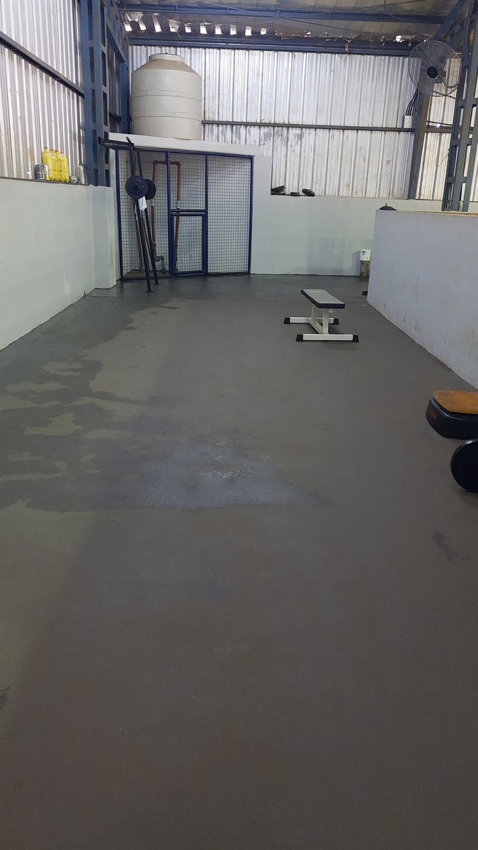 cef_san's tweet photo. Pintura y limpieza en nuestro pequeño gym. Aceptamos donaciones de maquinarias usadas @jalbertogalarza @miguel_sedoff @CGEMisiones @DirEducFIsica https://t.co/70TlwxJMxM