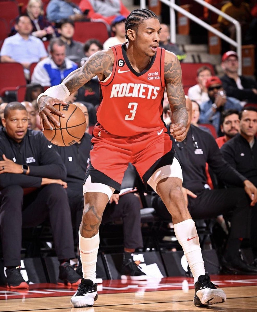 BiasedHouston's tweet photo. Kevin Porter Jr. over his last 5 games:

- 20.6 PPG
- 6.6 RPG
- 6.2 APG
- 1.4 SPG
- 61.2 TS%

#Rockets https://t.co/AfIGyH8AmB