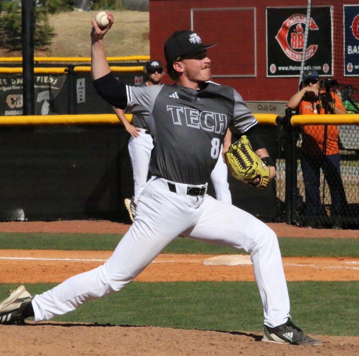 SIGNINGS: The DTs are excited to add Tennessee Tech pitcher Reece McDuffie for this summer!

<a href="/McduffieReece/">Reece Mcduffie</a> is a former 4-year letter winner with <a href="/AiryBaseball/">Mount Airy Baseball</a> and has a 3.38 ERA in 5 appearances so far this spring for <a href="/TNTech_Baseball/">Tennessee Tech ⚾️⚾️</a> #ostentationnation