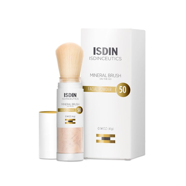 SassyTheLittle1's tweet photo. #appointmentsavailable #booknow #whileavailabilitylasts #skincare #massage #facials #waxing #siestakey #greatprofessionalproducts #retail #oceanblvd #sarasota #callustoday https://t.co/JgKeaOLbBB
