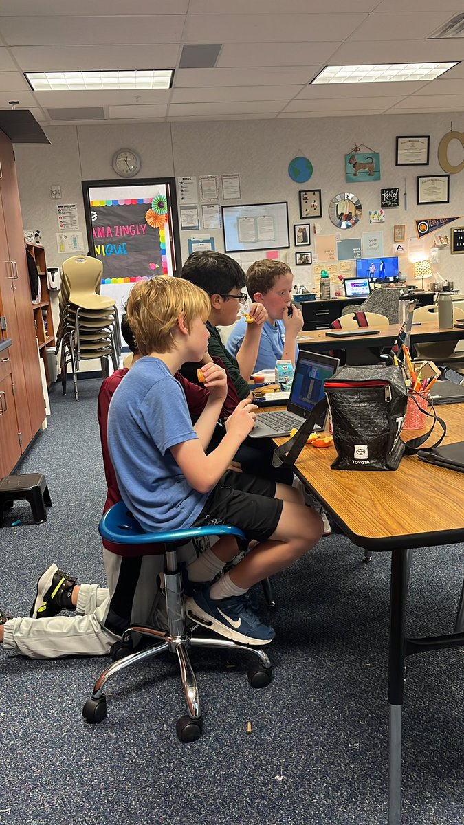 These boys bought lunch in the AIM room and wanted to watch #canvacreate2023 to learn about the new features! We ❤️ @canva