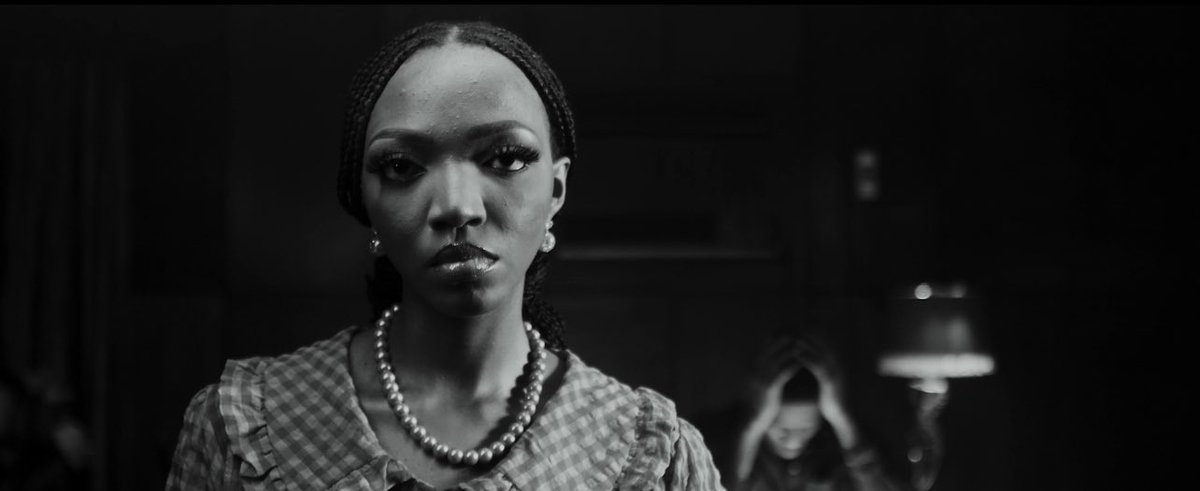 KwameKoda's tweet photo. Pain Interlude directed by me for Kwesi Arthur. 

Major appreciation to Meekah Jags and @edwardpappoe for helping me bring this one to life!🙏🏾☀️🎥

TEAM:
Director | @kwamekodah 
Producer | @meekahjags 
Creative Director | @kwamekodah 
Cinematographer | Edward Pappoe @edwardpappoe https://t.co/zGOxN31b6H