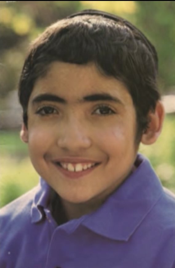 AlamoRabbi's tweet photo. Today is the Hebrew birthday of my oldest brother, Boruch Nissan Teldon o.b.m. He passed away in 1991 of cystic fibrosis, a few short months after his memorable Bar Mitzvah-- a moment he yearned for and cherished. I was almost 7 at the time.
🧵👇 https://t.co/cTKYi57PQU