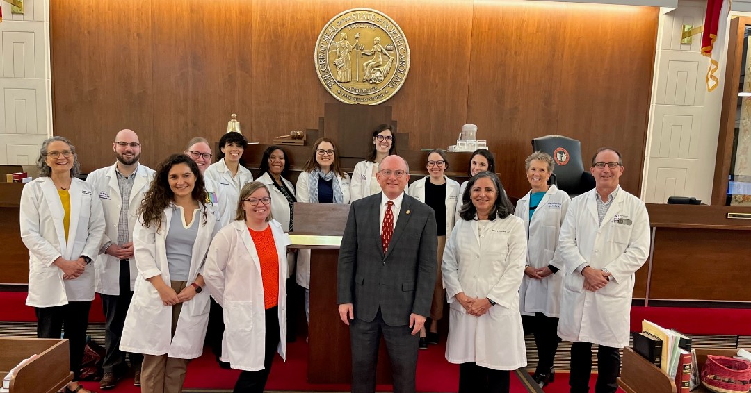 NCMS at Work! #WhiteCoatDay in #Raleigh, #NCOGS Takes Trip to Talk with Legislators ow.ly/eRc050Nq4Zb