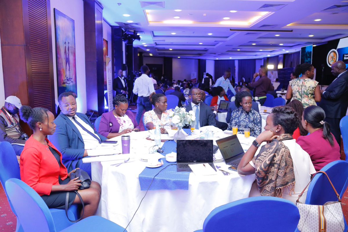 VickyVaroh's tweet photo. Being mindful of the risks associated with unsustainable debt levels, @GovUganda
makes deliberate effort to prudently manage the size & cost of public debt.
#UgDebtAndDevelopment
#UGDebt2023
@CSBAGUGANDA @MoICT_Ug @mofpedU @uictug @URSBHQ @ugandainvest https://t.co/hIXeFWIUtS