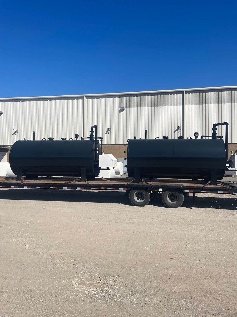 NewberryTanks's tweet photo. It's #TankThursday! This week a bunch of tanks went to Alabama, Florida and Louisiana.
#OilandGas #SkidTanks #LubeOil #Petroleum #Flameshield https://t.co/6W6VW1GPOt