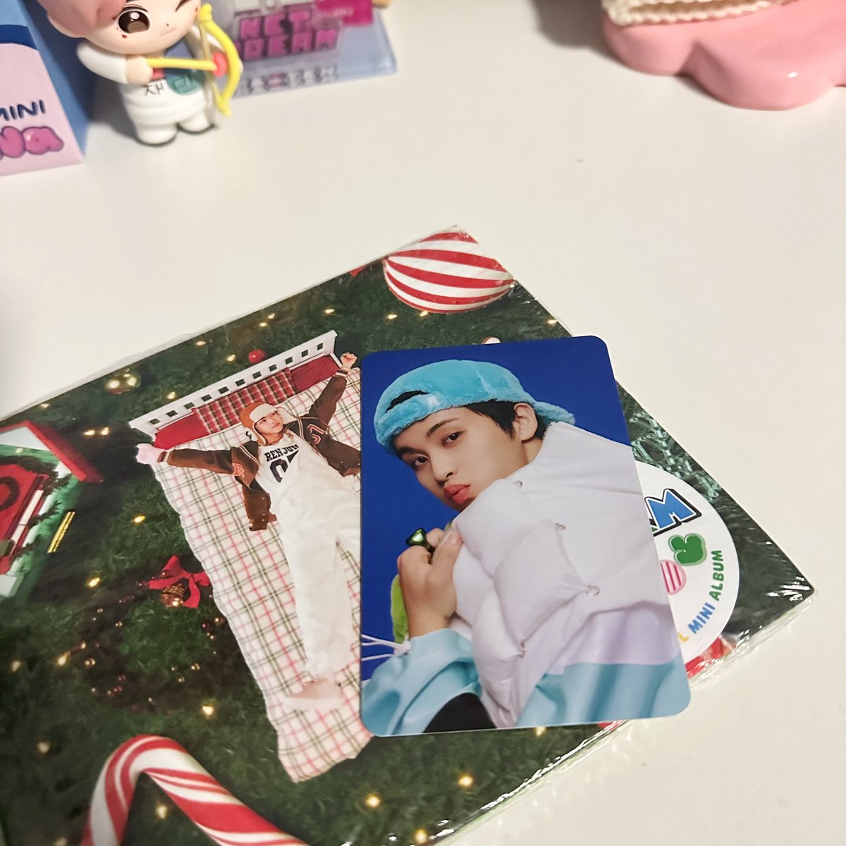 acupoftaro's tweet photo. ph only | renjun day ga 🦊

helloo! ill be giving away the ff. to three winners:
- 1 unsealed candy pb w/ haechan pc
- 1 unsealed rj digipack w/ mark pob 
- 1 nct dream anniv necklace with rj cert 

mbf, like, rt, reply the tags 🫶🏻

#또있지또있지_런쥔이_생일
#Golden323RenjunDay https://t.co/ZhXQsUSYWp