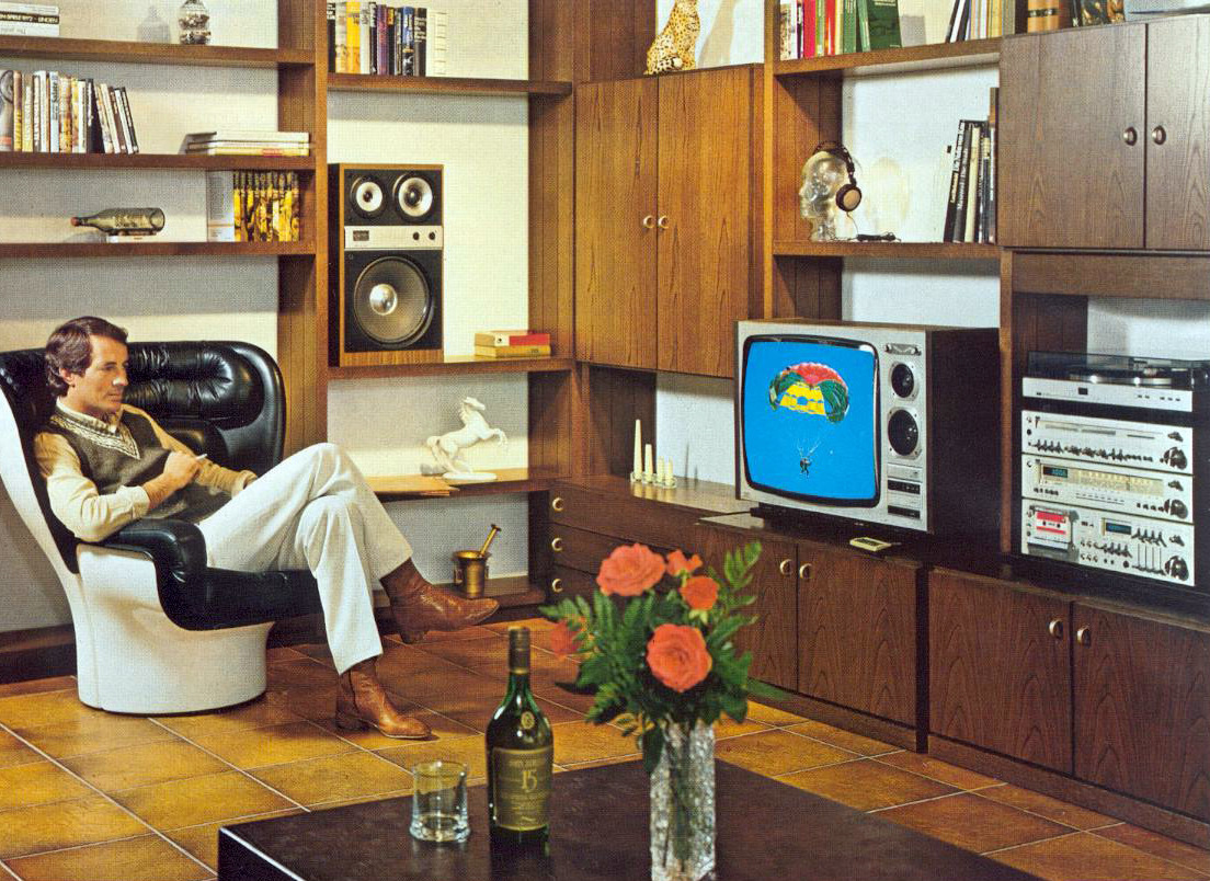 Retro Tech Dreams tweet media