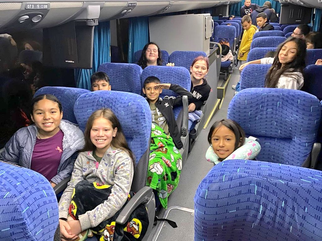 JJHansen26's tweet photo. Safe travels to our scholars &amp; coaches as they are on their way to State DI Competition in Dallas!  You got this Hornets! #TeamSISD #BetheLight #DreamSparkleShine https://t.co/pIq9xc7b84