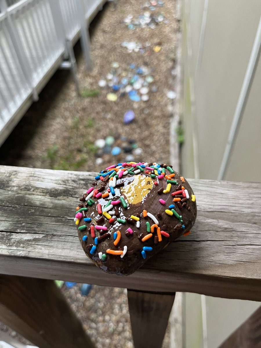 PoulinArt's tweet image. I love the new additions to our rock garden! Thank you @HumbleISD_OFE artists and teachers for sharing your creativity! #falconART