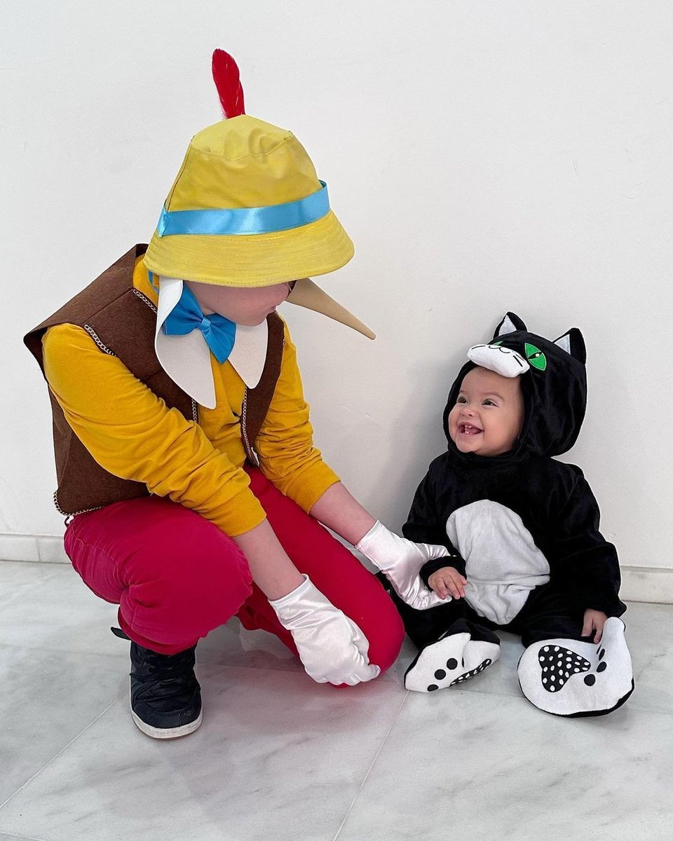 Funidelia tweet media