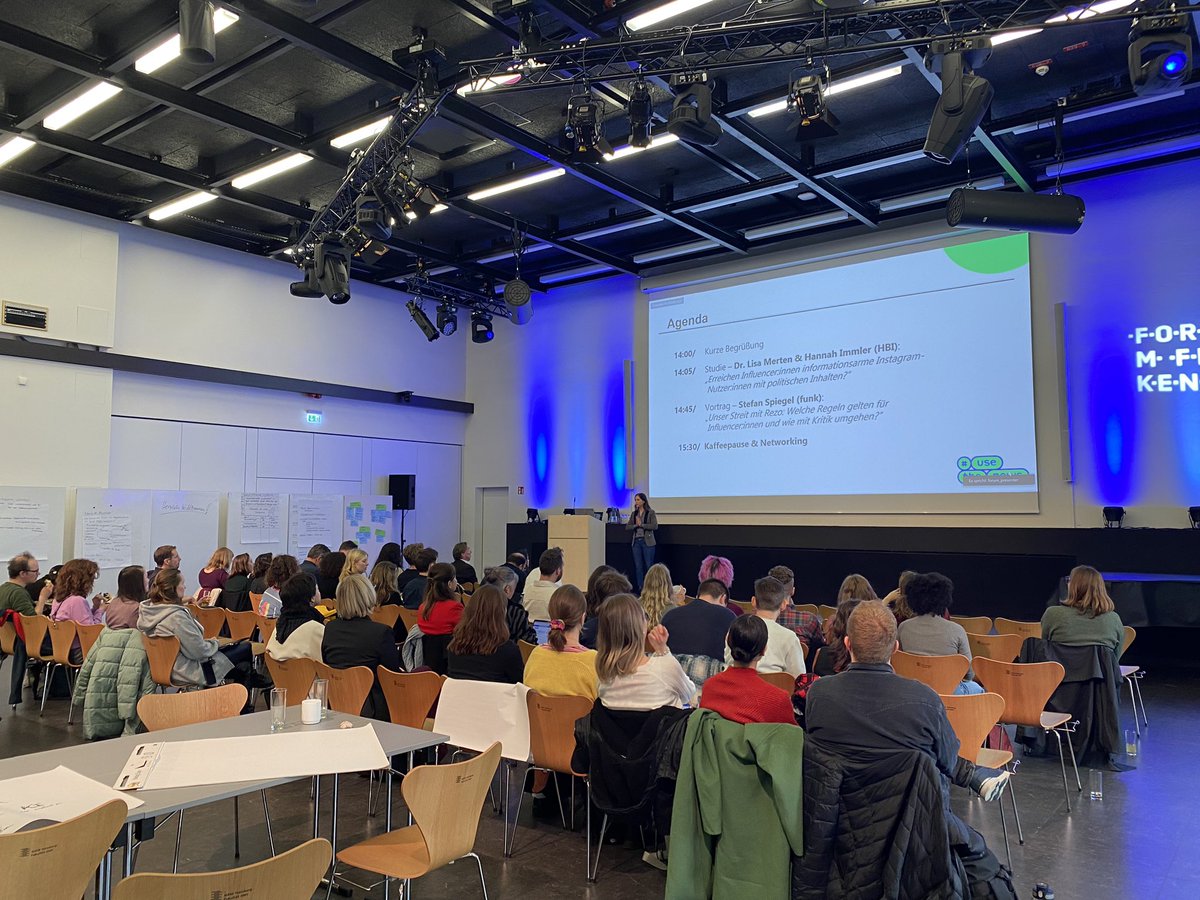 Full House beim Präsenz-Workshop #UseTheNews an der HAW Hamburg. U.a mit der Frage, ob und wie Medien und Social Media Content Creators kooperieren können und ob es Spielregeln für Influencer braucht. @UseTheNews2024