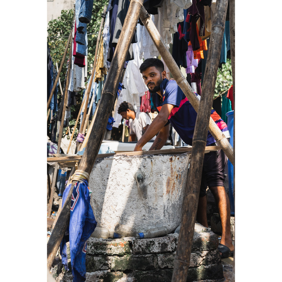 frenchstreeter's tweet photo. Open air laundries, also known as Dhobi Ghats, are a common sight in Mumbai, India. They are outdoor washing areas where laundry is washed, dried, and ironed by local washermen known as dhobis.
#streetphotography #photodocumentary #photojournalism #travelphotography https://t.co/mrDPFLENnb