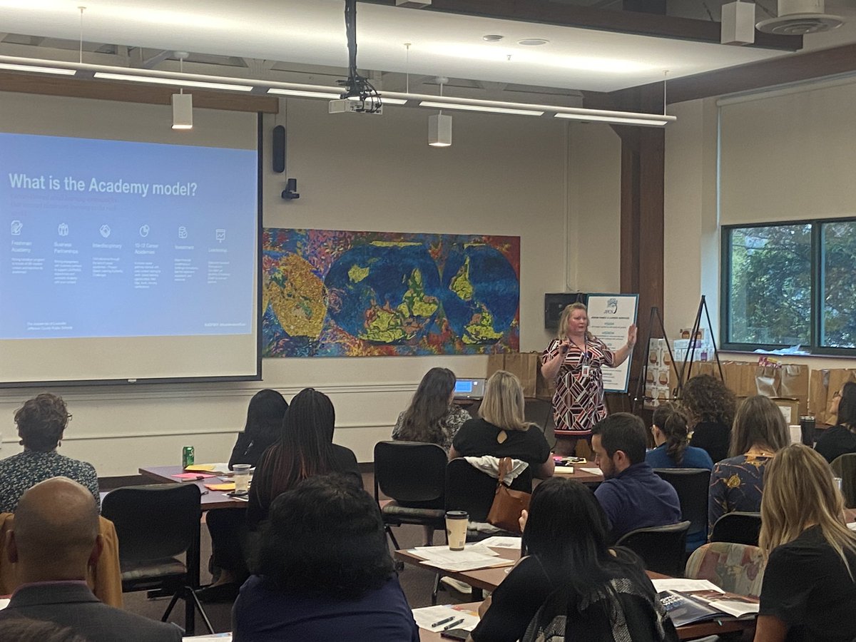 Kristin Wingfeld tweet media