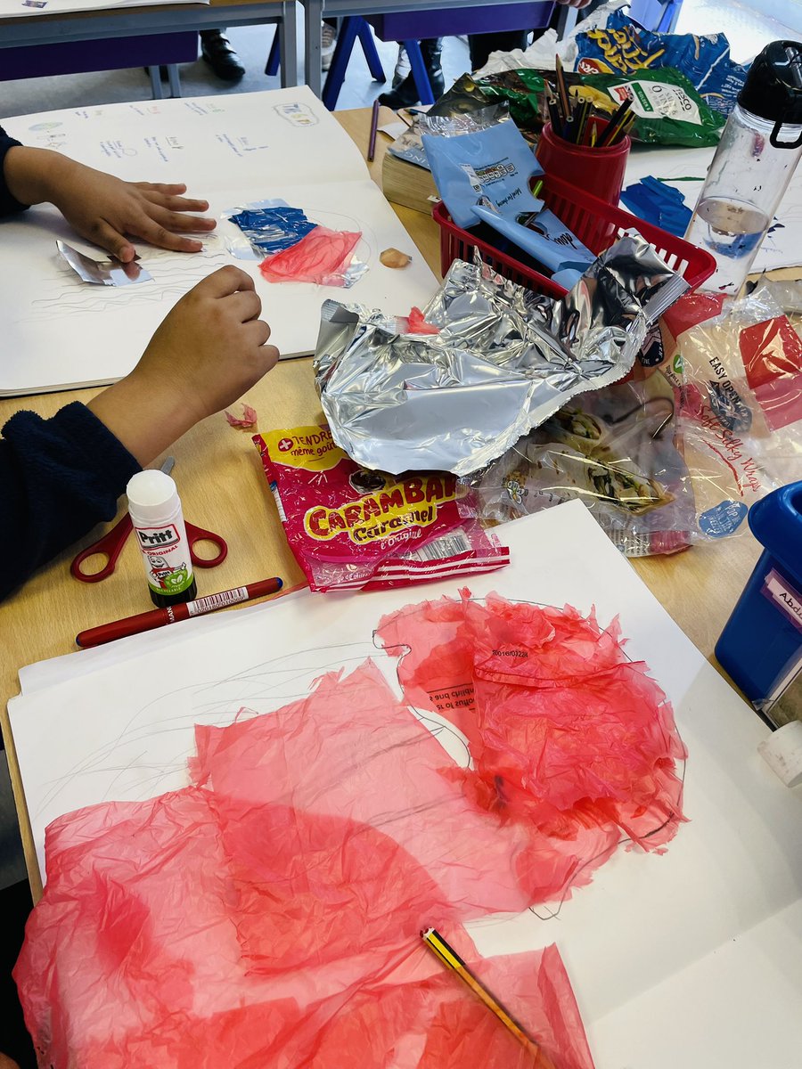 CEP_Wandsworth's tweet photo. Today we delivered our final school workshops for #SingleUsePlanet with Year 5 @AlbemarleSchool - we can’t wait for the final exhibition @SouthsideSW18 where the work of over 50 classes will be on display from the 19 April - 5 May #togetheronclimatechange https://t.co/xDLQgTyH0w