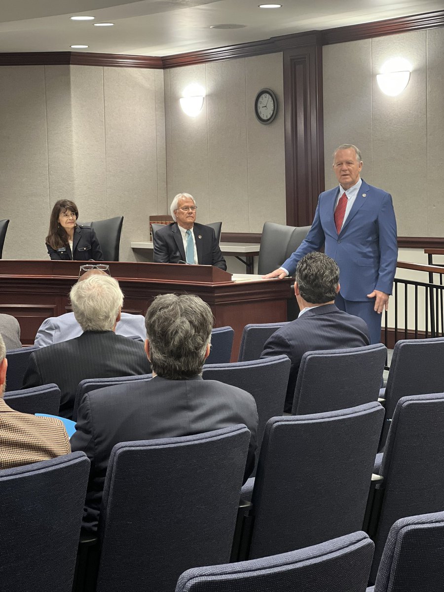 FCSPresidents's tweet photo. Thank you Senator @DougBroxson for speaking with our Presidents & Trustees this morning, and for your continued support of the #FLCollegeSystem https://t.co/F4CxrMMou4