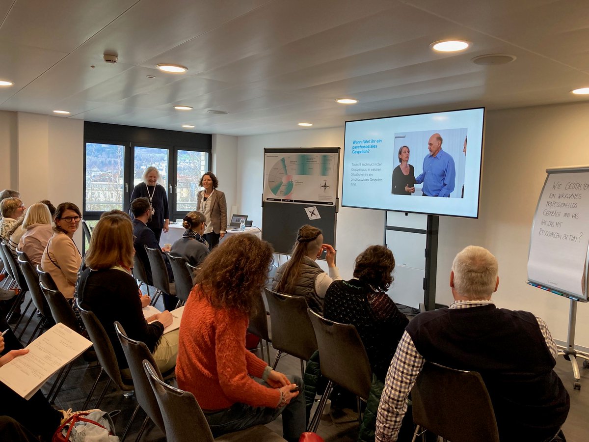 (4/10) Séminaire 12: Ressourcen fördern durch #Kommunikation (S. Kropf-Straub &amp; B. Preusse-Bleuler) <a href="/Lindenhofgruppe/">Lindenhofgruppe</a> <a href="/ZHAW/">ZHAW</a>
