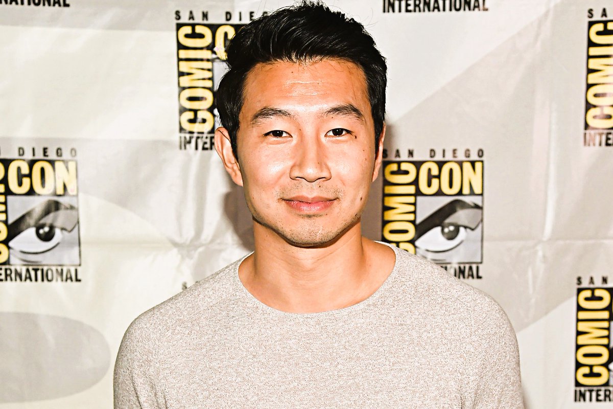 nepalesruben's tweet image. It's official: @DollyEdeLeon is cast in @paulfeig's #GrandDeathLotto with @SimuLiu, #Awkwafina (@NoraFromQueens) &amp;amp; #SeanWilliamScott. Logline of the @AmazonStudios action-comedy written by Rob Yescombe is “Kill the winner before sundown and you can legally claim their prize.”