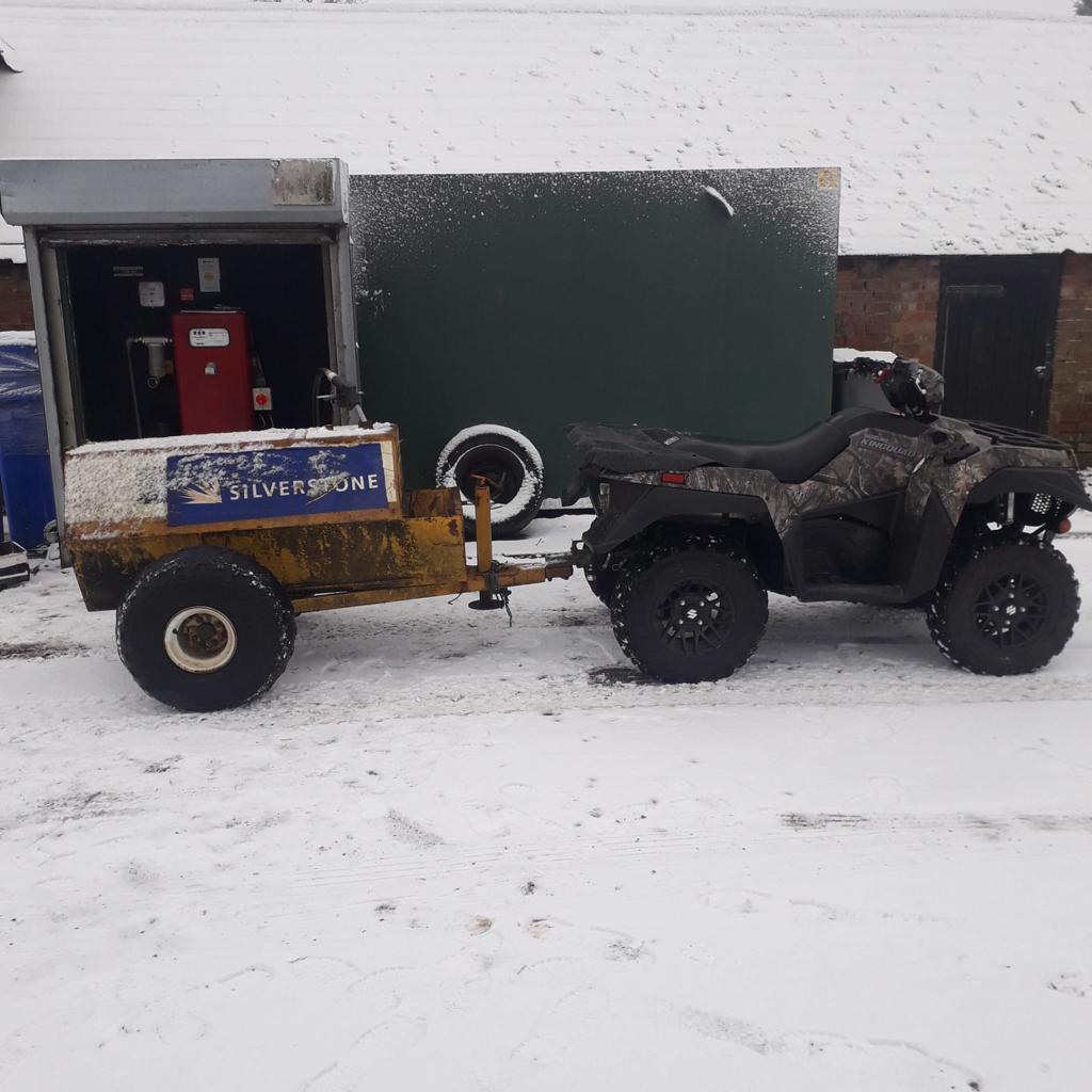 SuzukiATVsUK's tweet photo. One of our KingQuad ATVs being put to work at @SilverstoneUK recently! πͺπ
#SuzukiATV #atv #allterrainvehicle #4x4 #quad #quadbike #kingofquads π #landmanagement #utilitymachine #estatemanagement https://t.co/BLC8Y0YDTa