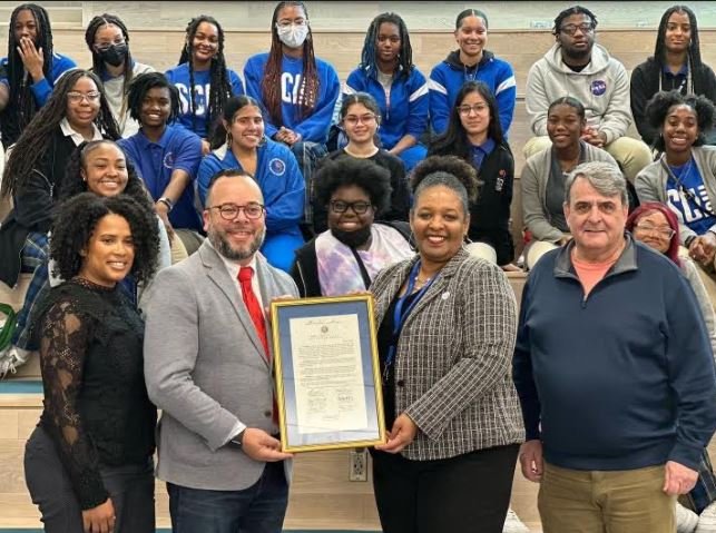 NOLAFSME's tweet photo. Thank you @JPMorrell & @nolacitycouncil for honoring @SciHighNOLA for 30 years of commitment to our students and the city. #SciHigh30
Join us on Thursday, April 6 for our 30th anniversary party with a purpose! 🔗https://t.co/z5vCOcNNa0
#STEM
#NewOrleans
#Education https://t.co/5t64PPNCvD