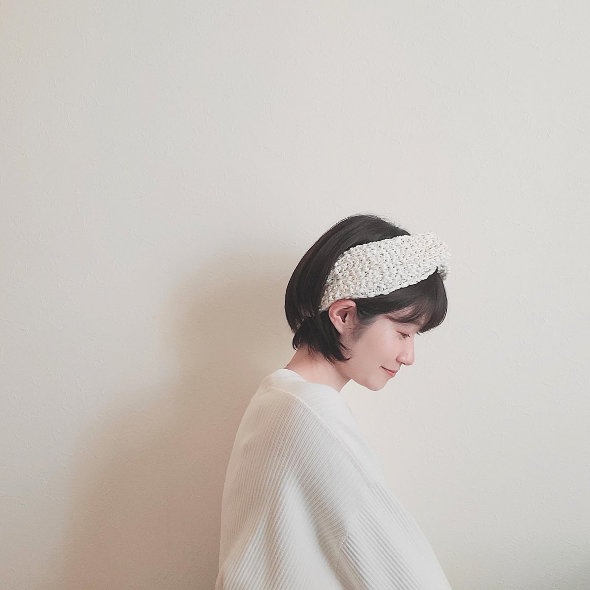 jul_knitting's tweet photo. 遅い時間になってしまいましたが…ヘアバンドのYouTube編み方動画公開しました🎉

春夏にぴったりの、安定のかんたん仕様です🤭🌸

今回も楽しんでいただけますように…🤍

https://t.co/UaqY2ys7Cq https://t.co/8mIEvBgH6Z
