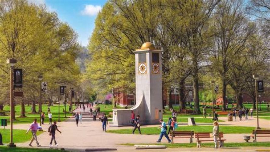 MsBossTweets's tweet photo. Such a beautiful campus. #RYSWVSU https://t.co/O0Itn7a0Ys