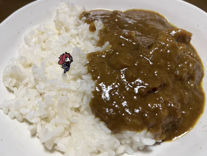 ロアちゃんきゅうりを咥えてロアちゃんきゅうり食べてる〜?きゅうりは人が食べてる時の音を聞くと美味しそ〜て思えるからロアちゃんのきゅうり食べる音も聞いてみたいねきっと聞いた皆はお腹空かせて涎出ちゃうよ!ロアちゃんに美味しいきゅうりを〜今日のご飯チキンカレー #ロアート 