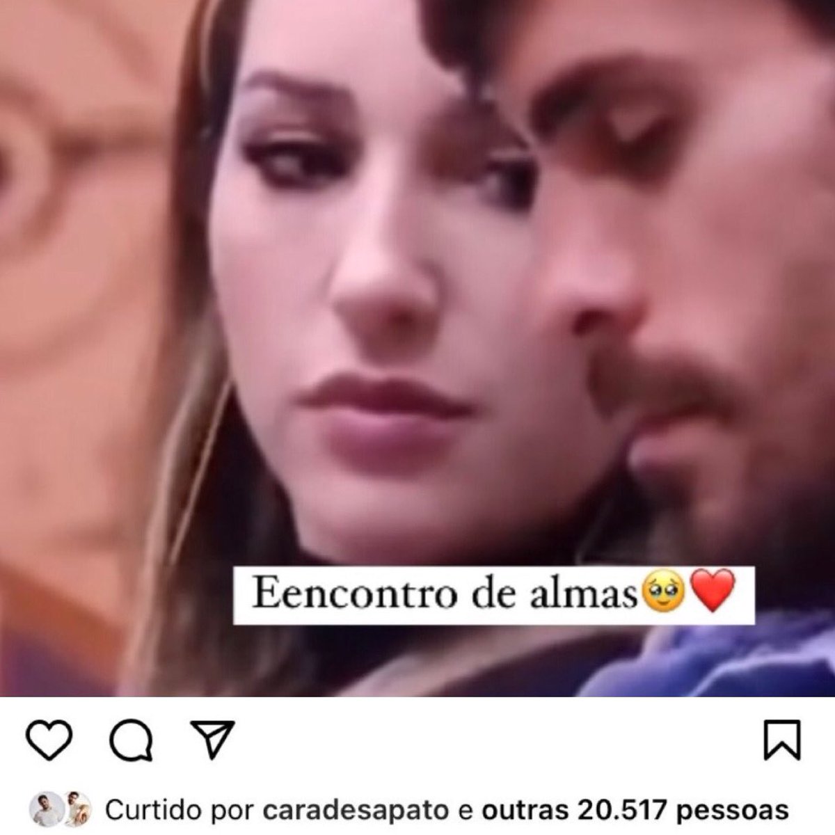 eudigoravocesnu's tweet photo. Madrugada de hoje, e o Sapato desbravando os vídeos deles 😭🗣

 #DocShoe #Sapanda https://t.co/Qm8DELDKm4