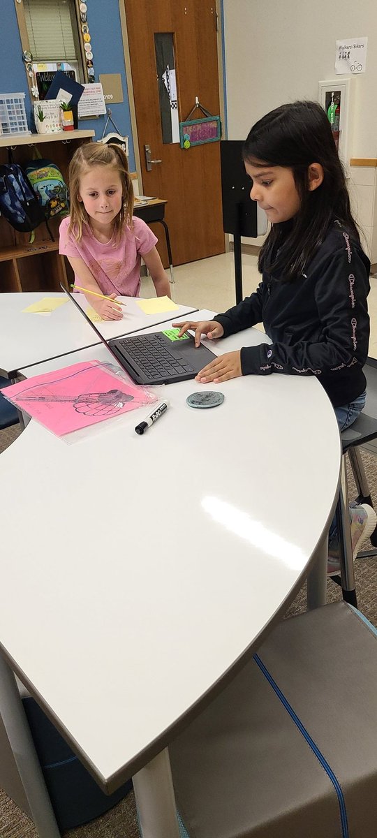 AbbottjJennifer's tweet photo. Students helping students to master Essential  math TEKS! These students are working  together to measure objects and compare them using a word problem sentence stem. 

@hough_trista, @PRESSNSEALE, @CORREEcbOND, and #newmanspringtraining https://t.co/2CGPqlXdBD