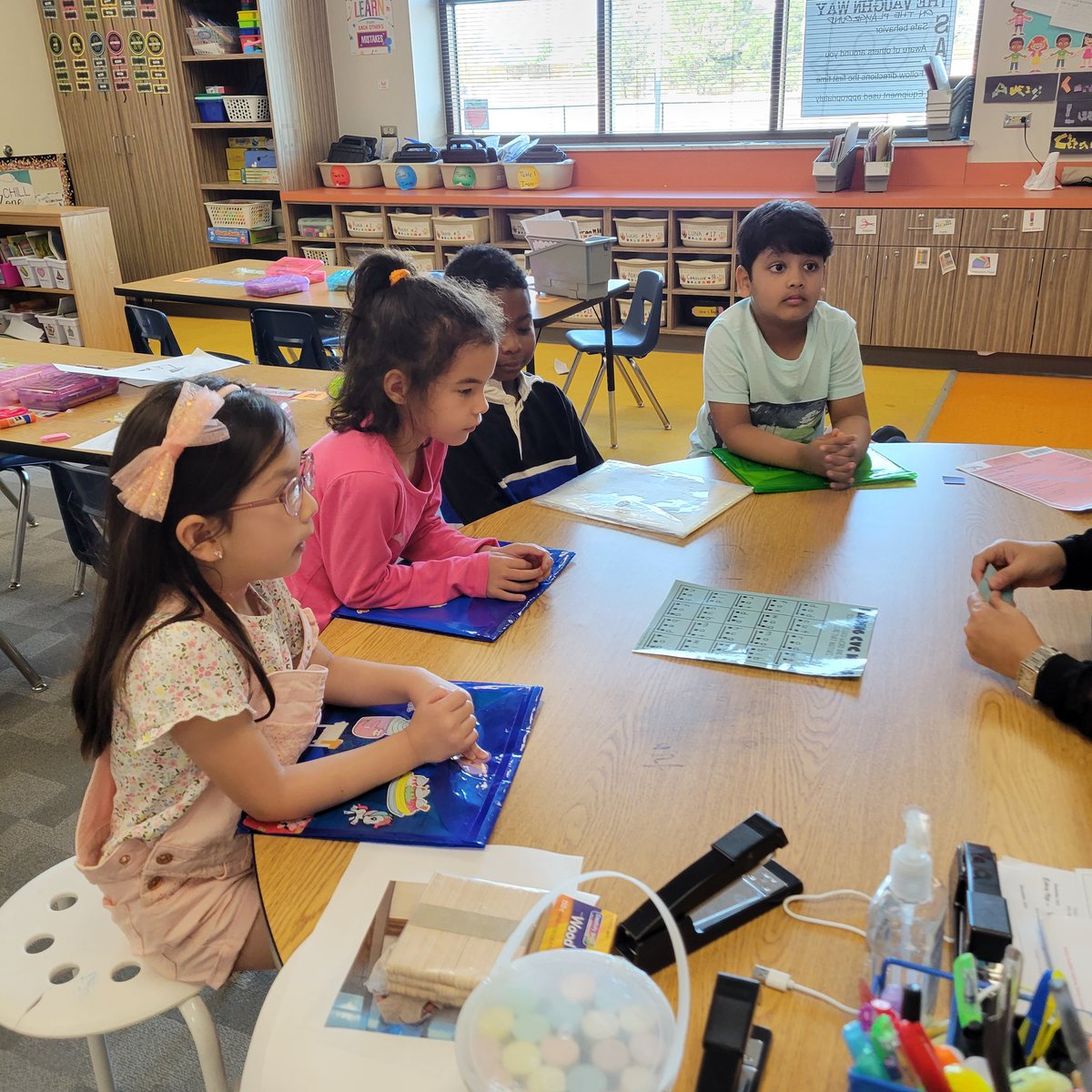 Johnsonbkinder's tweet photo. I had the chance to watch wonderful Mrs. Raja's small group for word work.  I loved how she uses motions to review vowel sounds,  had the kids stretch wis,  blend sounds to make words, and match the words.  It was jammed packed with learning. #SpringTraining2023 @VaughnElemFISD https://t.co/QTTxt2n8rQ