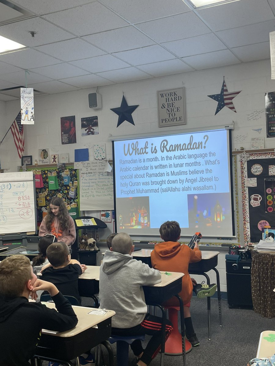 SchultzLiberty_'s tweet photo. Today is the first day of Ramadan! These student leaders taught the class about Ramadan and what they do during this time. @OSD135 @SenorBrownOSD 🌙 https://t.co/2V0H8X2nak