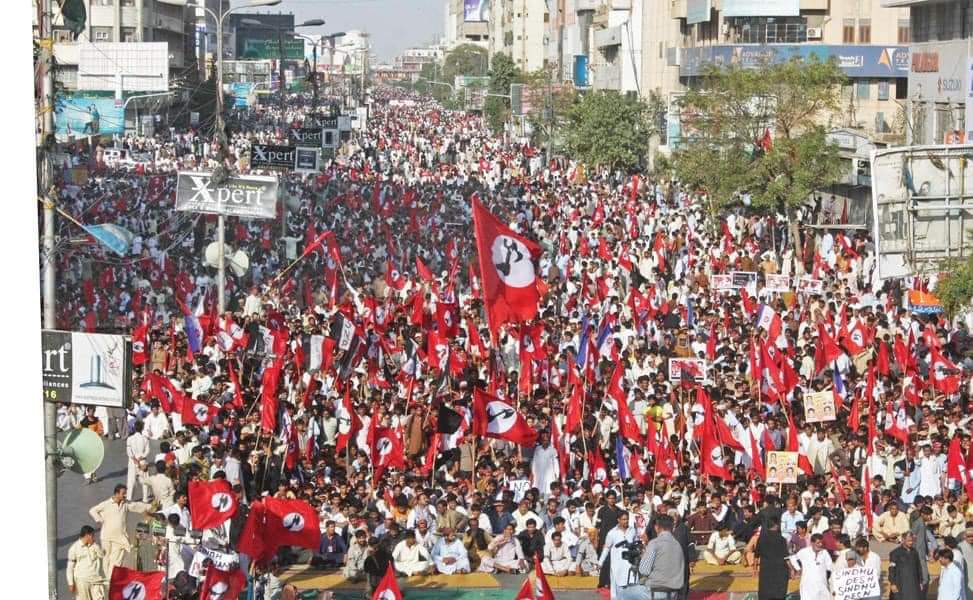 سنڌ گهري ٿي آزادي 🚩🚩
#SindhWantsFreedom