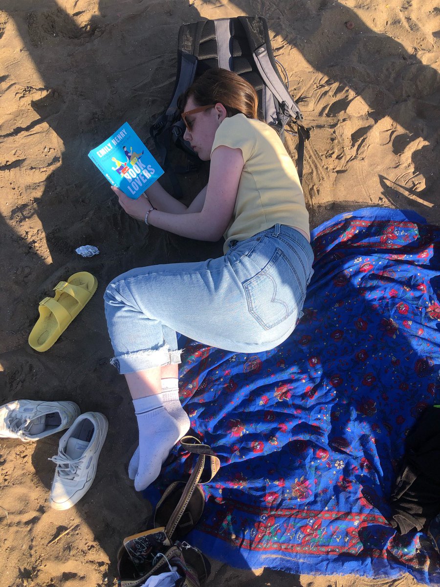 if there’s one thing about me it’s that i love laying in fetal positions on the ground