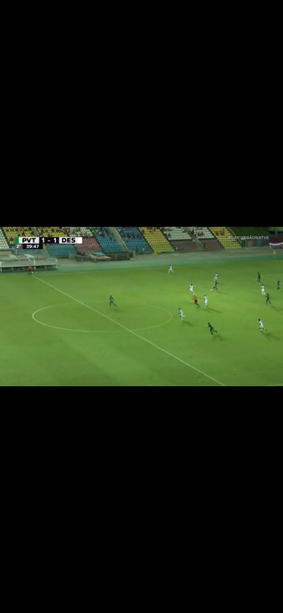 Erro Grotesco do Bandeira,
Arbitragem Capixaba precisa urgentemente Melhorar nessa reta final, Para o bem do Campeonato.