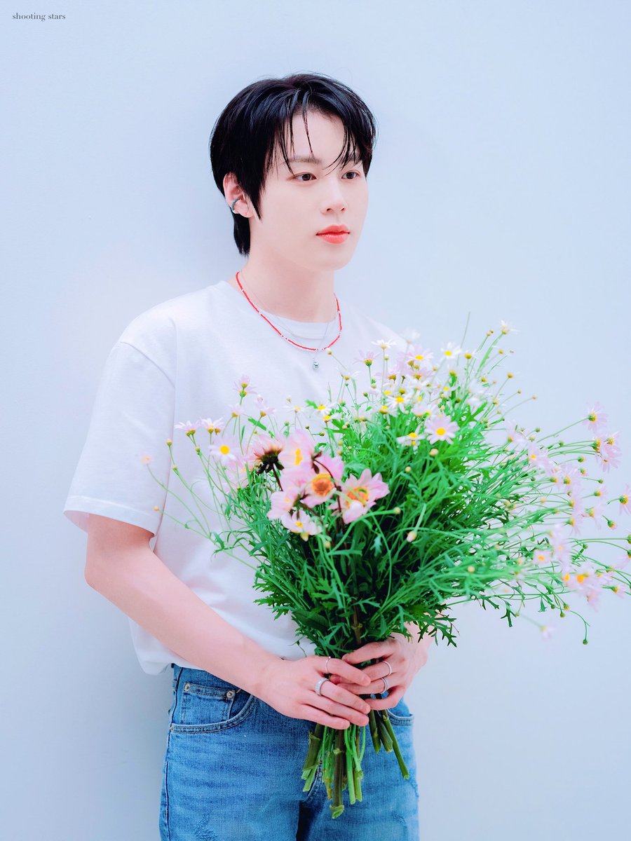 🌸

#하성운 #HASUNGWOON
<a href="/gooreumseng/">하성운</a> <a href="/BPM_HSW/">하성운 (HA SUNG WOON) OFFICIAL</a>