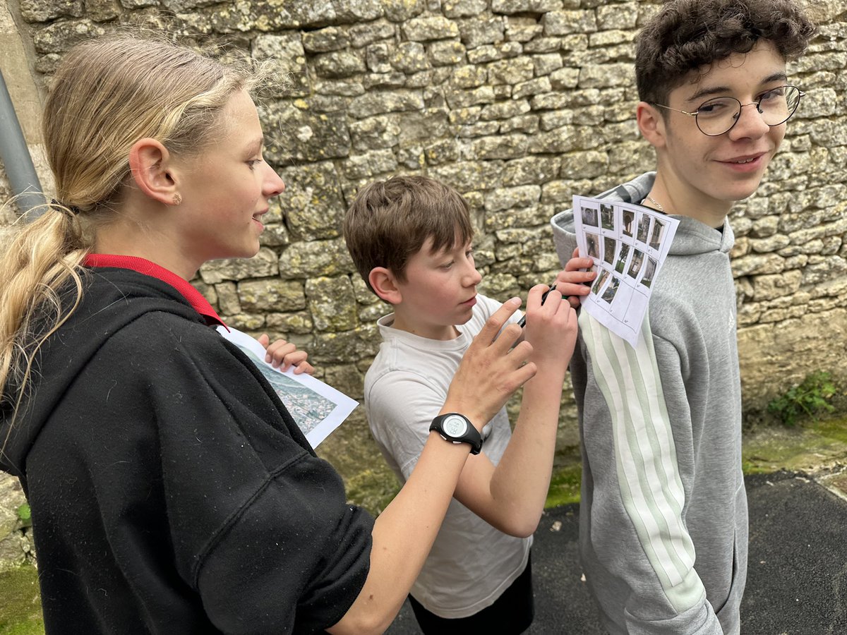 Allier Préparation raid #unss 🚵‍♀️🏃‍♀️🏃et liaison  <a href="/lyceeHVDS/">Lycée du Haut Val de Sèvre</a> 🔗<a href="/CJeanvilar/">Collège JeanVilar</a> le jour du printemps 🌷☘️