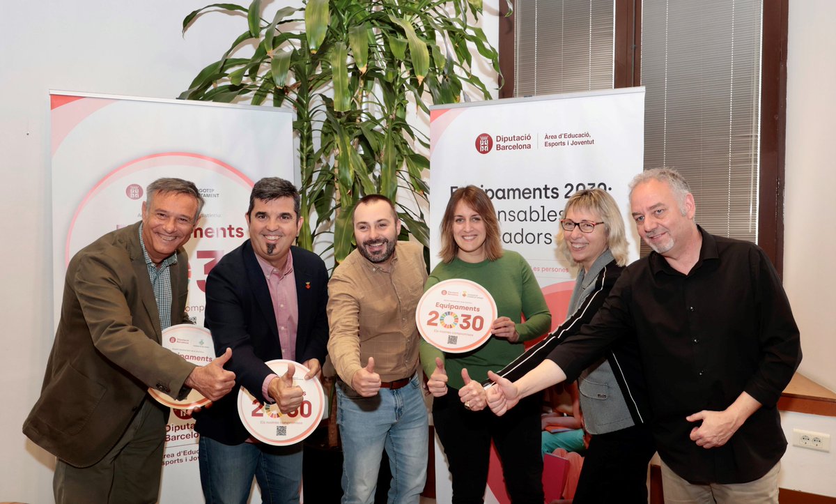 diba's tweet photo. 🏅Els ens locals adherits a #Equipaments2030 segueixen rebent el distintiu que acredita el seu compromís per uns espais municipals educatius, esportius i de joventut responsables i educadors.

Avui @AjGironella, @santcliment, @JovesCornella i @llicamunt

✅https://t.co/vxbkF5SlgW https://t.co/7ctZjbD4u2