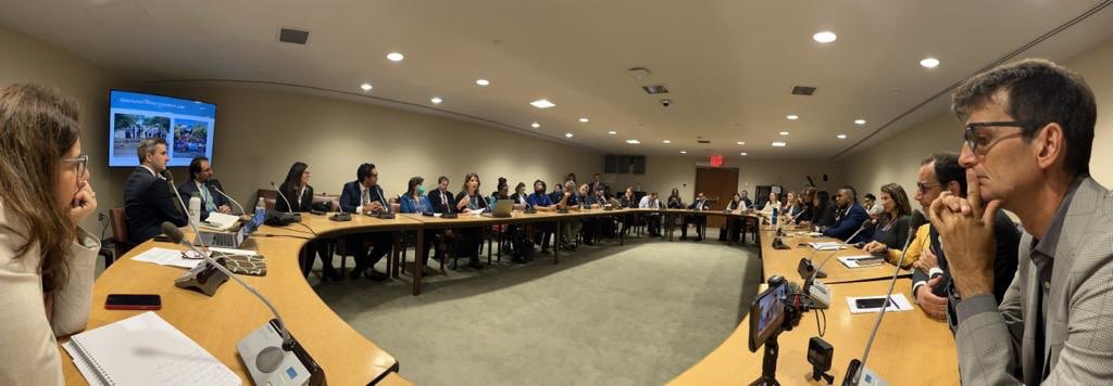 ✨Live from #UN2023WaterConference💦 Side Event💦 The Source to #Sea Approach: #OceanLiteracy as a powerful tool to address #climatecrisis &amp; promote sustainable #blue businesses while encouraging cross- sectoral partnerships bridging #SDG6 &amp; #SDG14 🌊 #OceanDecade #WaterAction