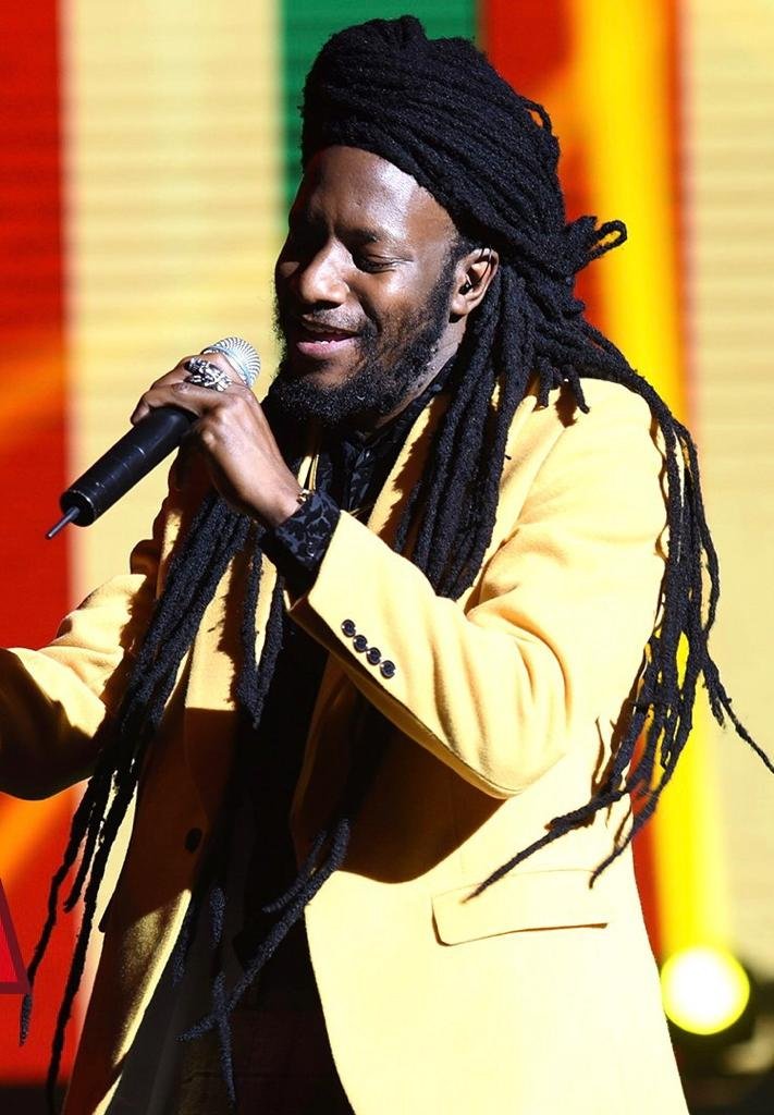maruve_joshua's tweet photo. "Night and Day my heart is bleeding. Jah knows, we need a National healing".
Proverbs 29:2 When the righteous are in authority, the people rejoice: but when the wicked beareth rule, the people mourn. #AlJazeeraDocumentary #winkyd #RegisterToVoteZW #njema #eureka https://t.co/RMIoFub38e